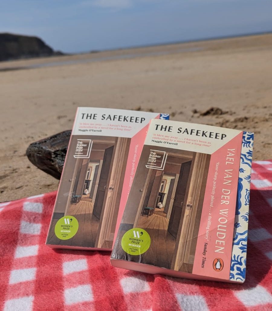 Cardiff LIT Book Club (Sapphic reads) September